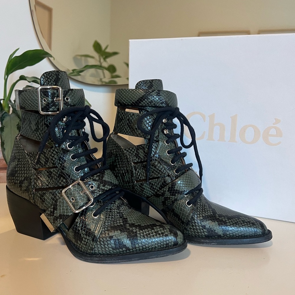 Chloé Rylee Cut Out Boot in Python Green